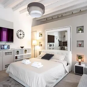 13 Stazione Appartamento