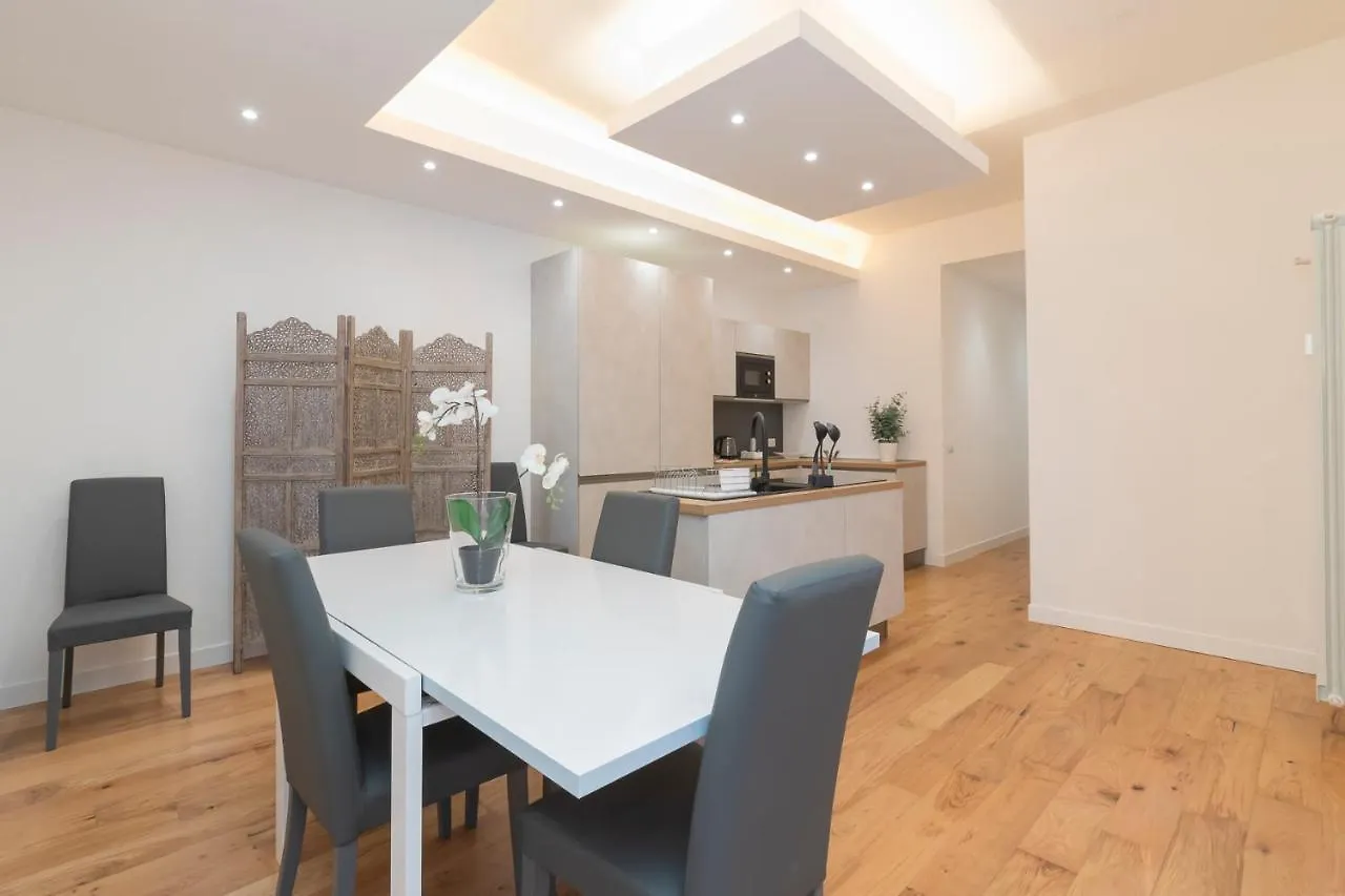Milan Center Apartment Studio - Porta Romana Italy