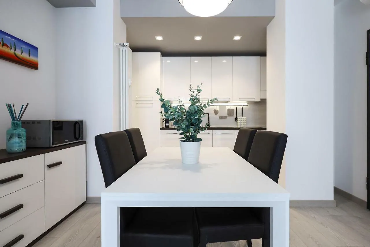 Milan Center Apartment Studio - Porta Romana Italy